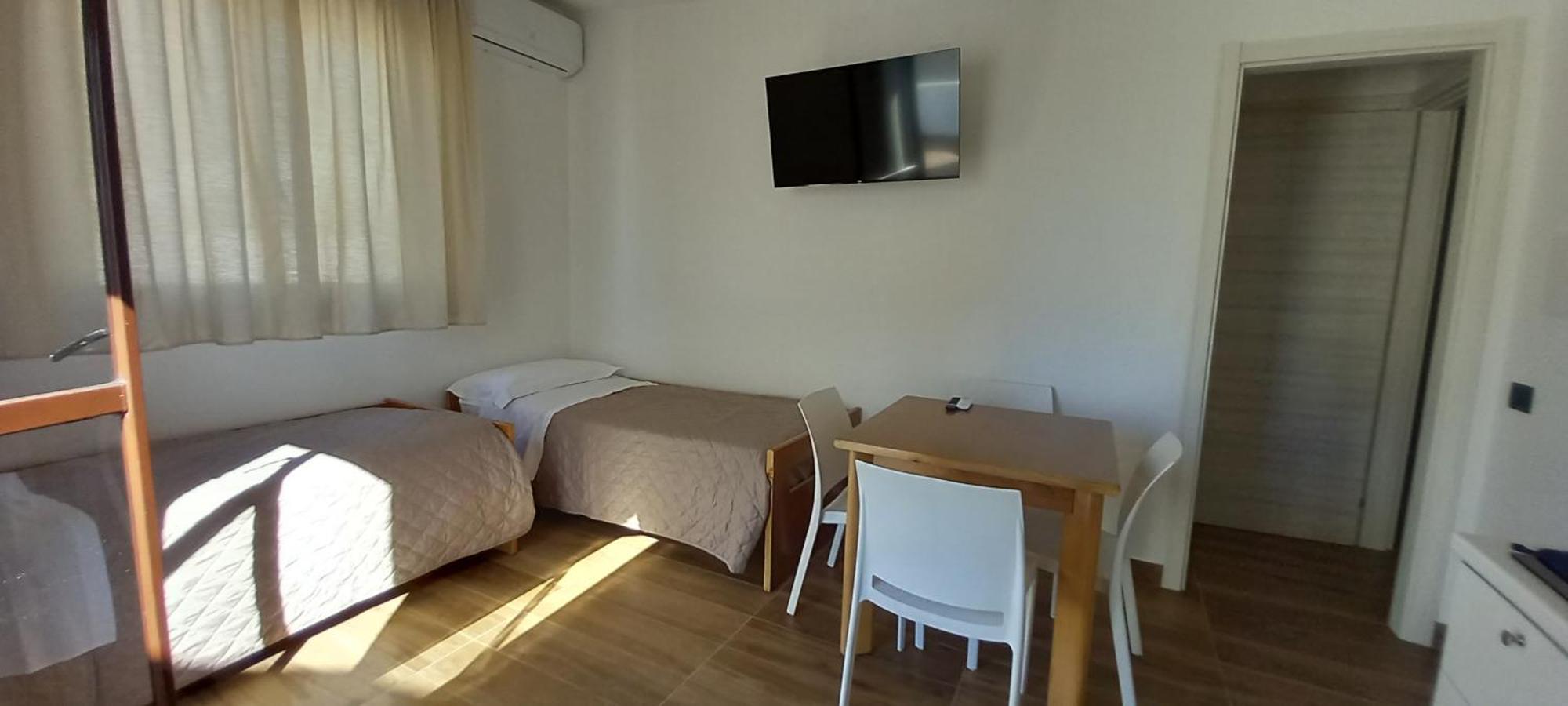 Aparthotel Maresol *